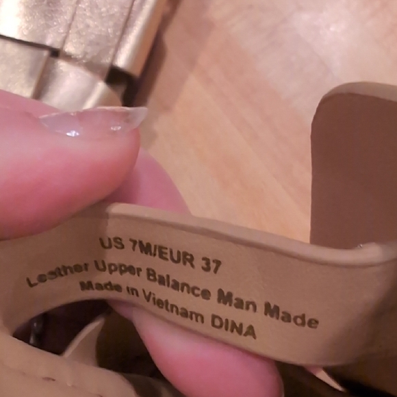 Sam Edelman Metallic Gold Woven Mules - Picture 3 of 4